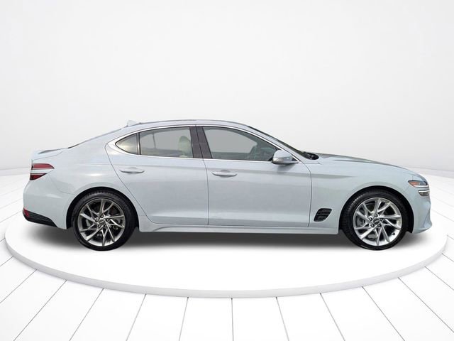 Used 2022 Genesis G70 2.0T image 10