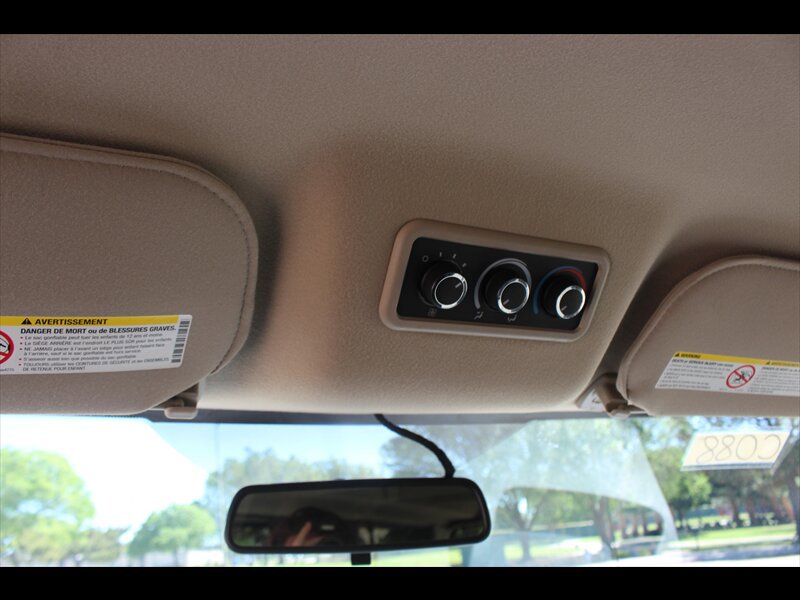 Used 2025 Chevrolet Express 3500 LS RWD image 26