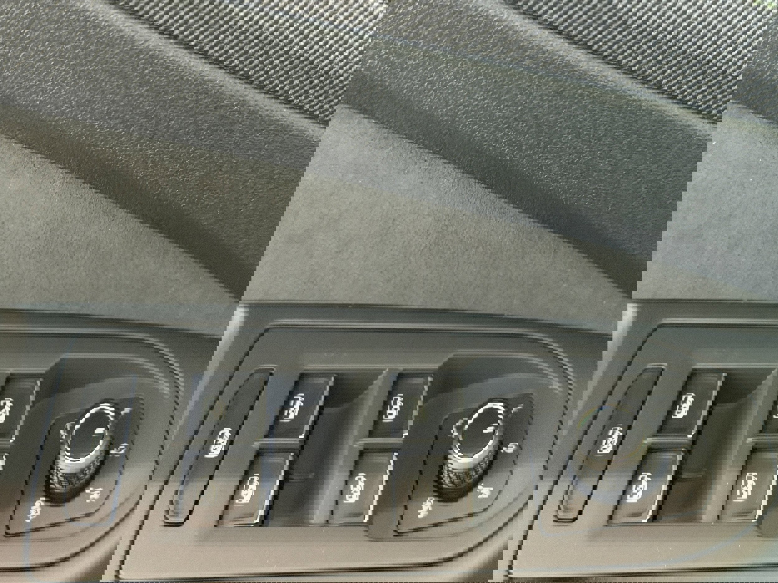 New 2026 Volkswagen GTI SE image 12