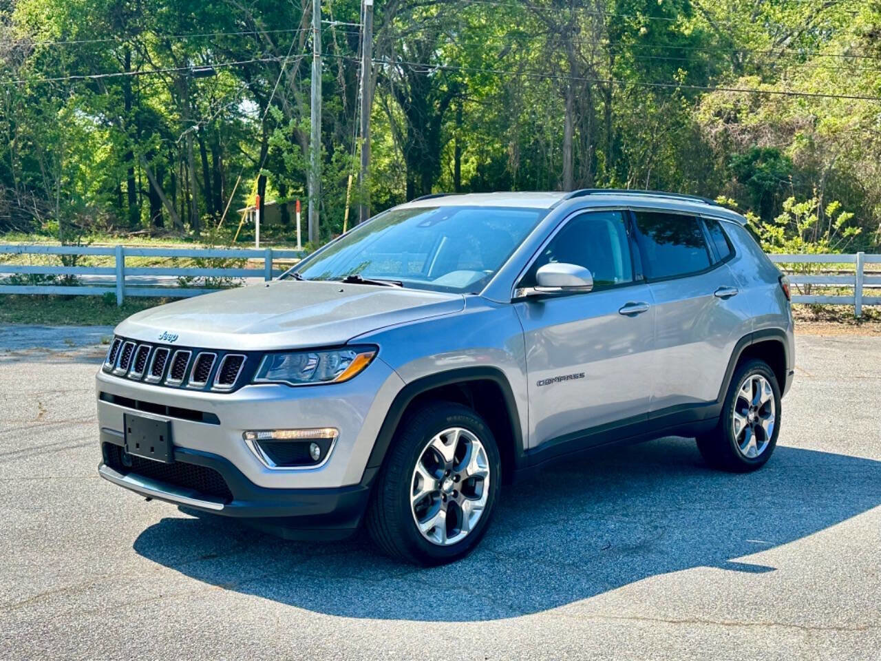Used 2021 Jeep Compass Limited AWD/4WD image 3