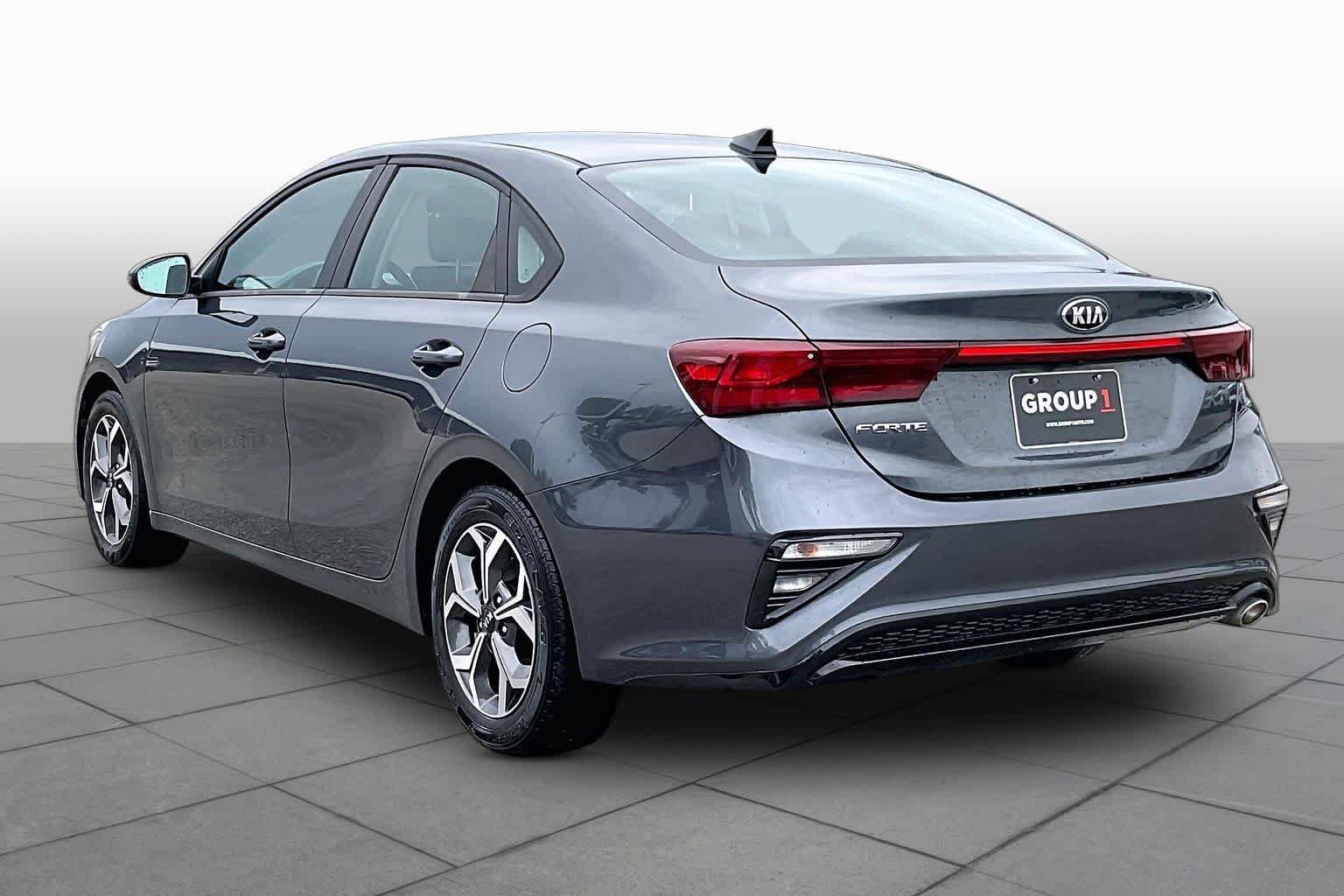 Used 2021 Kia Forte LXS FWD image 24