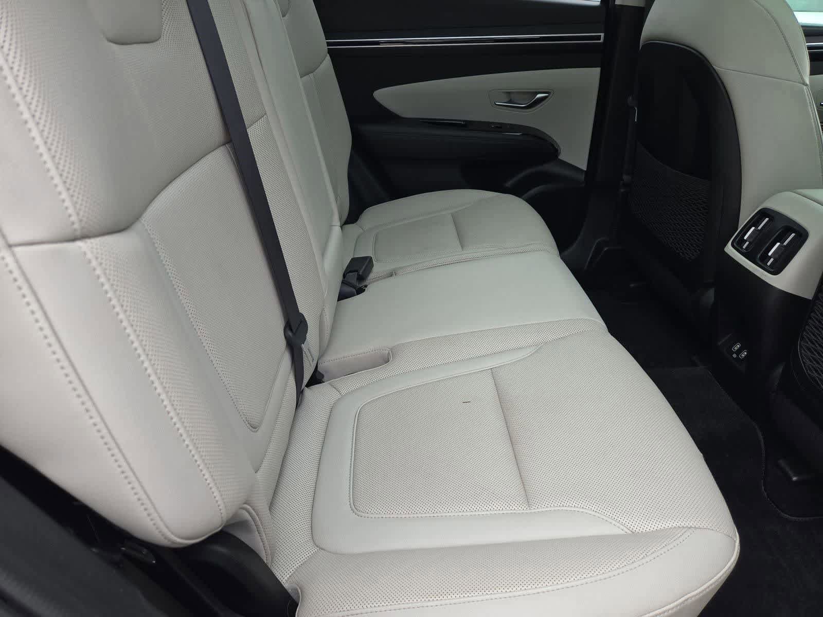 Used 2022 Hyundai Tucson Limited AWD/4WD image 19
