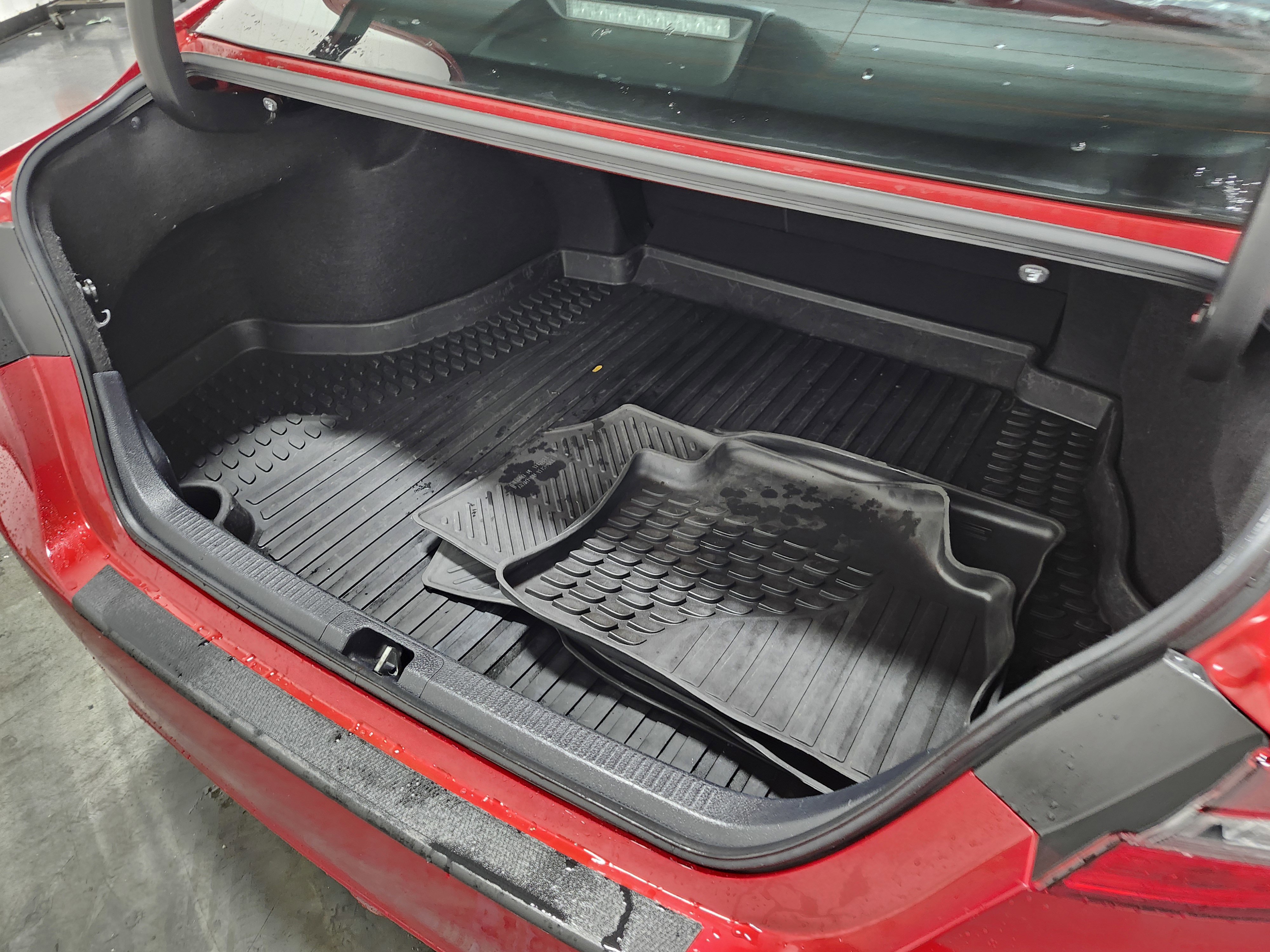 Used 2021 Toyota Camry SE image 14