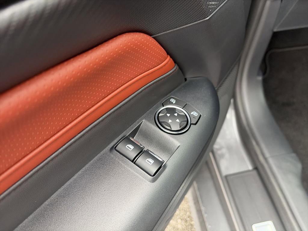 Used 2025 Ford Mustang Premium RWD image 17