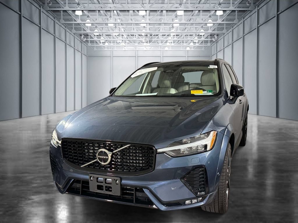 Used 2024 Volvo XC60 B5 Ultimate w/ Protection Package Premier AWD/4WD image 1