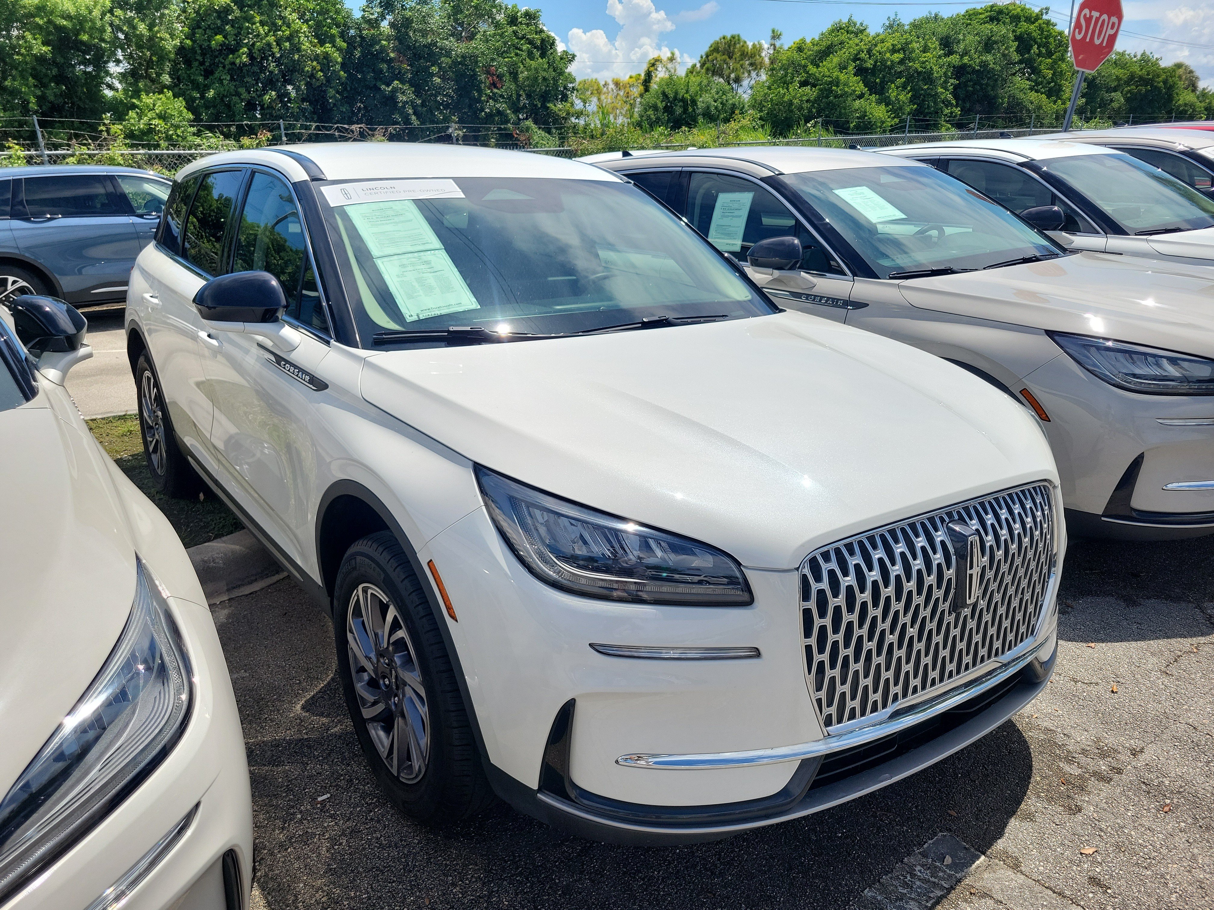 Used 2024 Lincoln Corsair FWD image 2