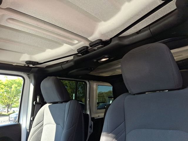 Used 2018 Jeep Wrangler Unlimited Sport S AWD/4WD image 14