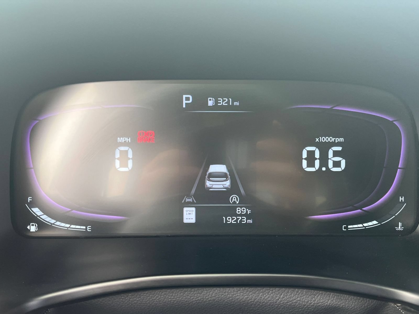 Used 2025 Kia Soul LX w/ LX Technology Package FWD image 37