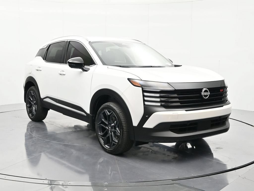 New 2026 Nissan Kicks SR FWD image 3