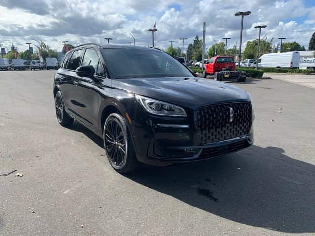 New 2025 Lincoln Corsair Reserve w/ Jet Appearance Package image 9