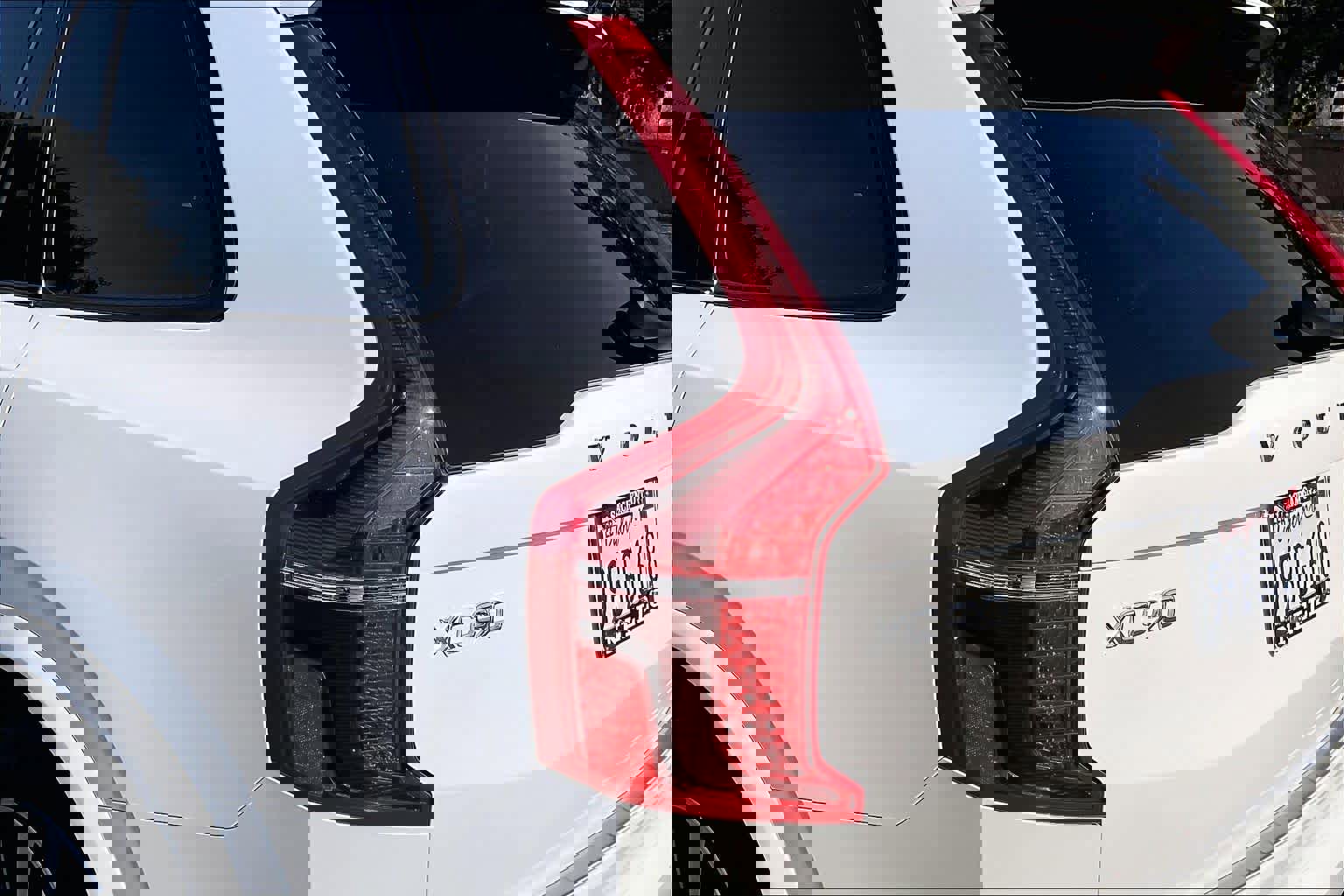 Used 2023 Volvo XC90 T8 Plus w/ Protection Package Premier image 33