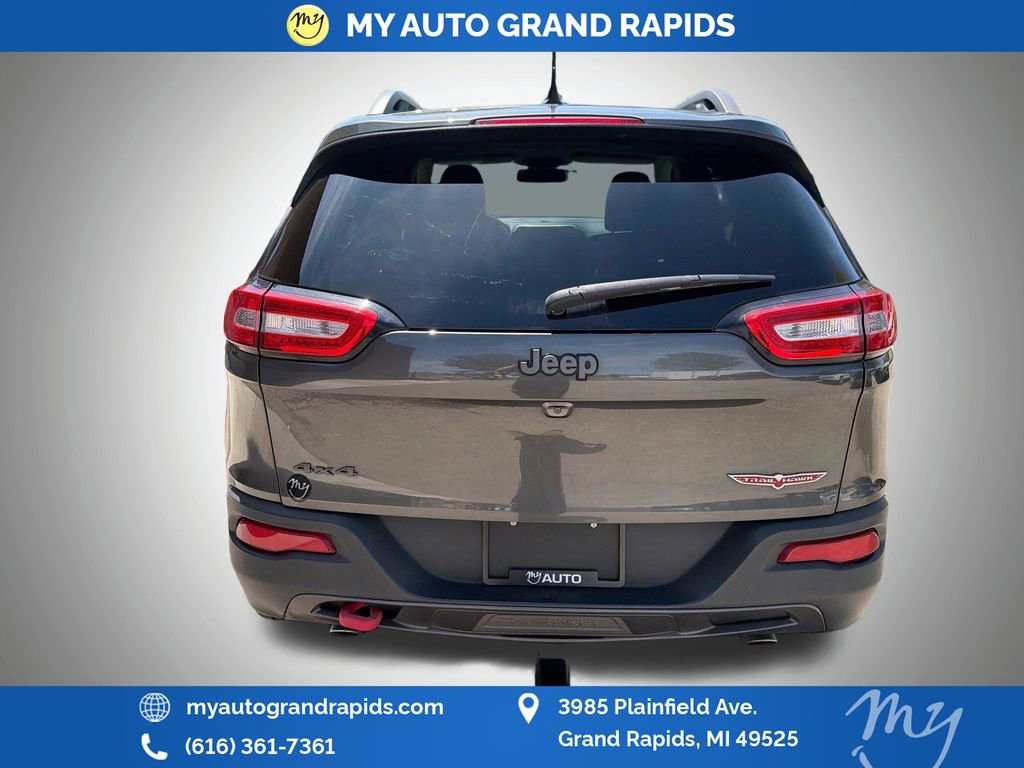 Used 2015 Jeep Cherokee Trailhawk w/ Comfort/Convenience Group AWD/4WD image 6