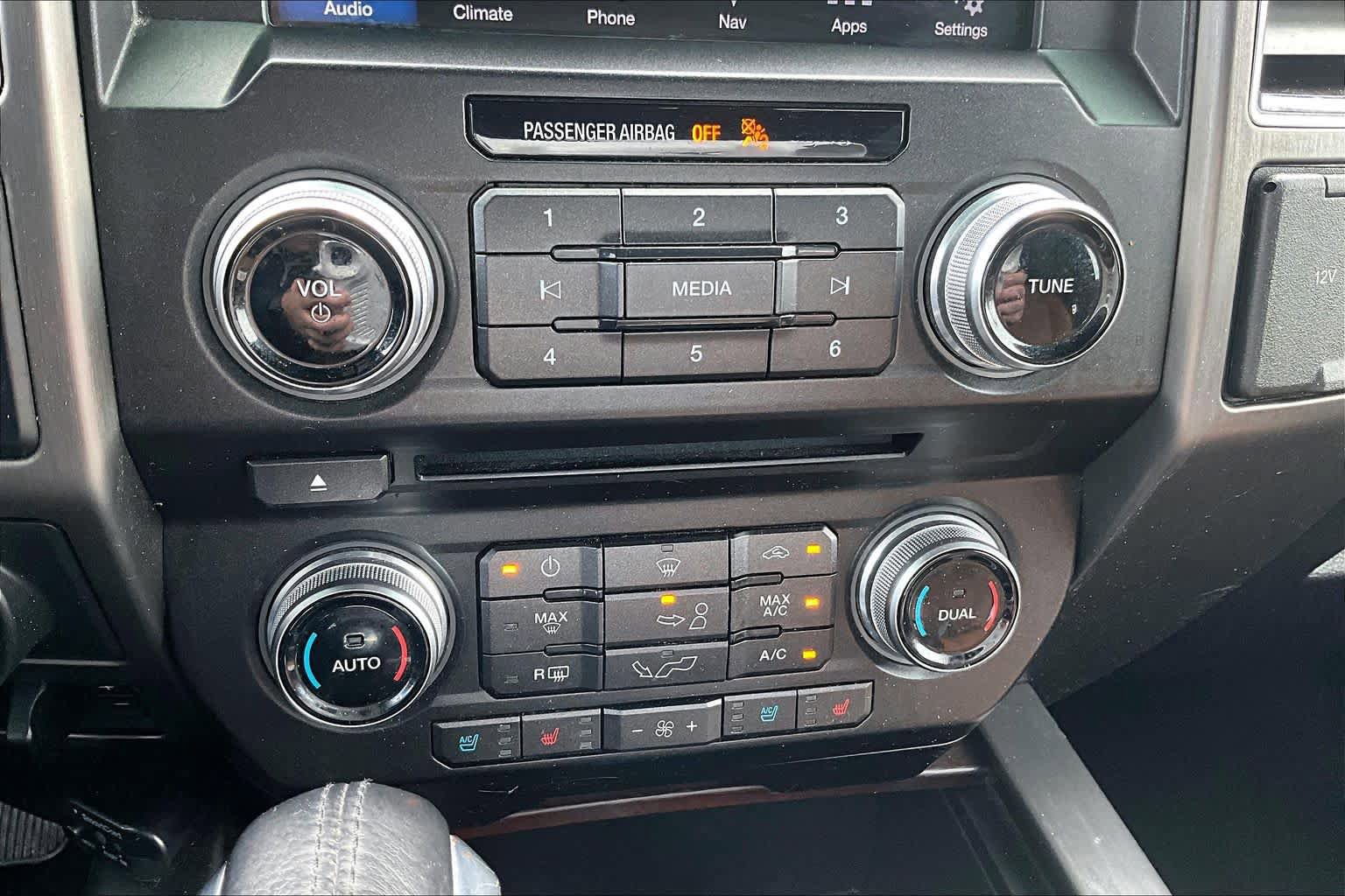 Used 2017 Ford F150 Limited w/ Trailer Tow Package AWD/4WD image 33