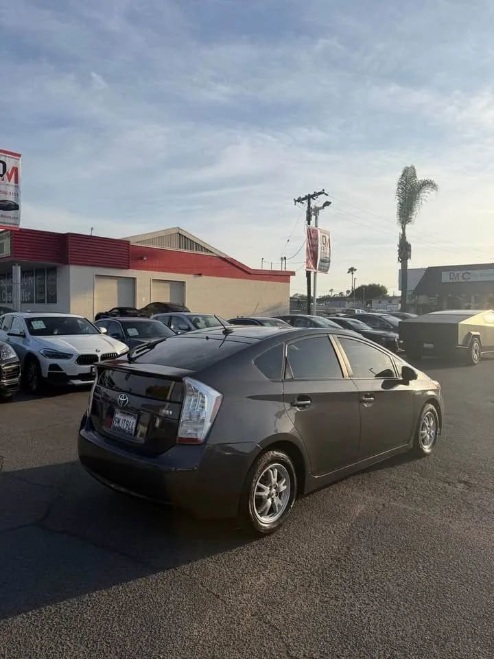 Used 2011 Toyota Prius Two FWD image 4