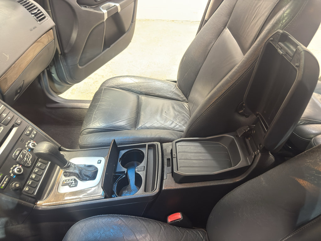 Used 2011 Volvo XC90 3.2 AWD/4WD image 21