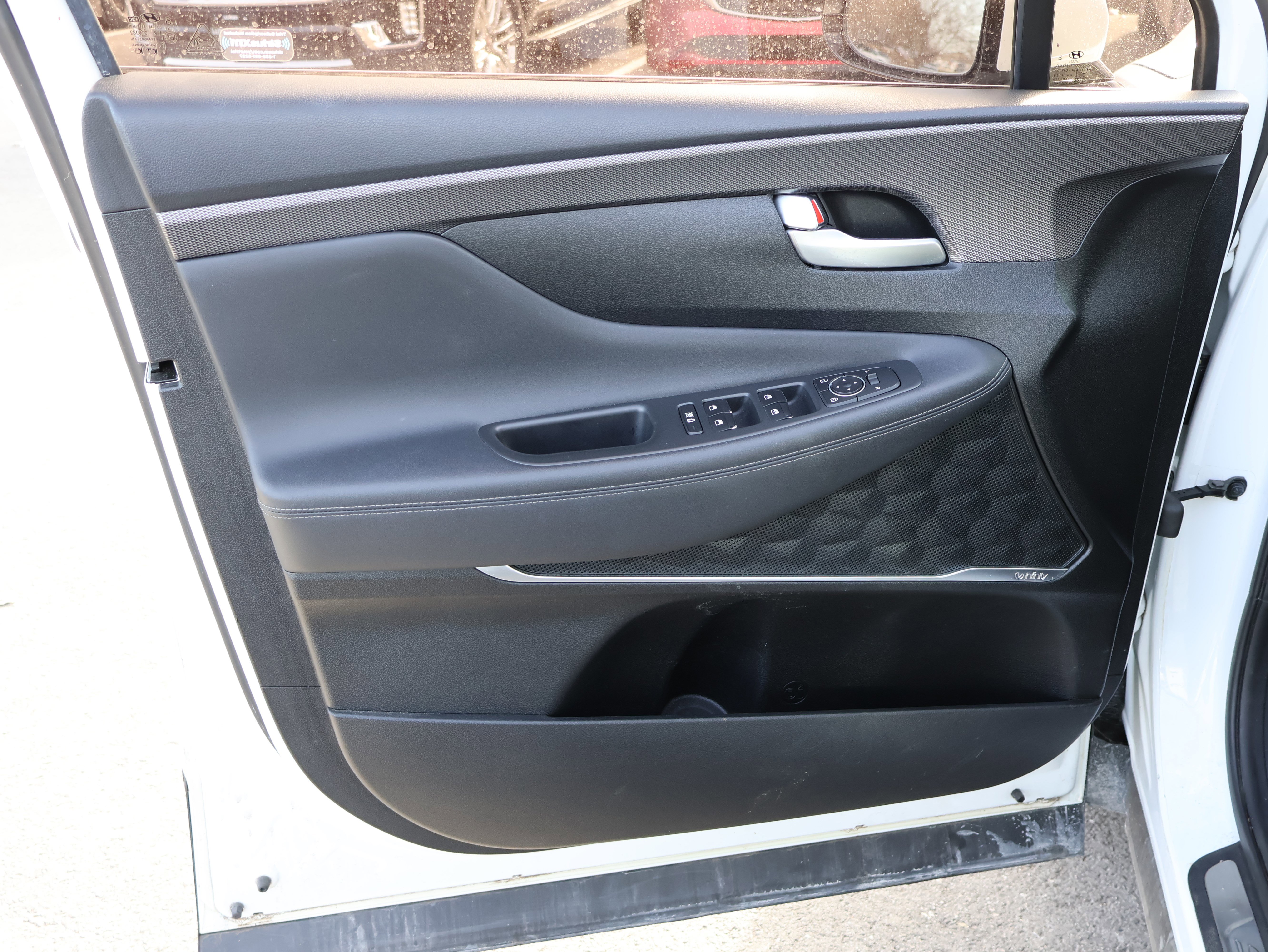 Used 2019 Hyundai Santa Fe Limited image 23