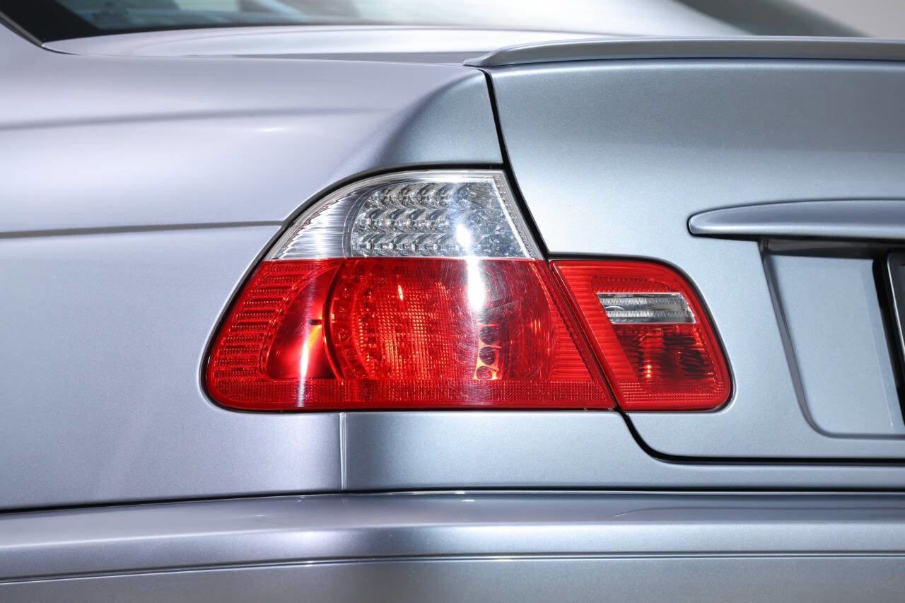 Used 2004 BMW 330Ci Coupe image 4