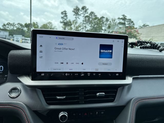 Certified 2025 Ford Explorer ST-Line AWD/4WD image 19