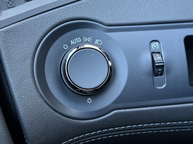 Used 2015 Buick LaCrosse Leather image 25