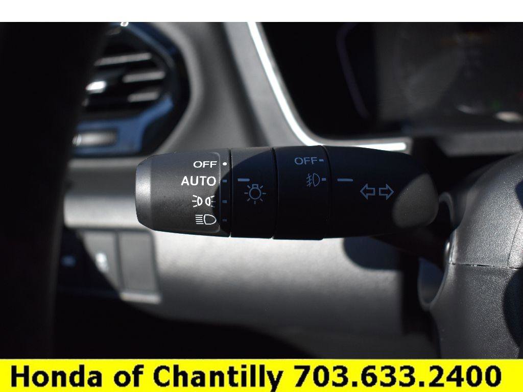 Used 2025 Honda Pilot EX-L image 10