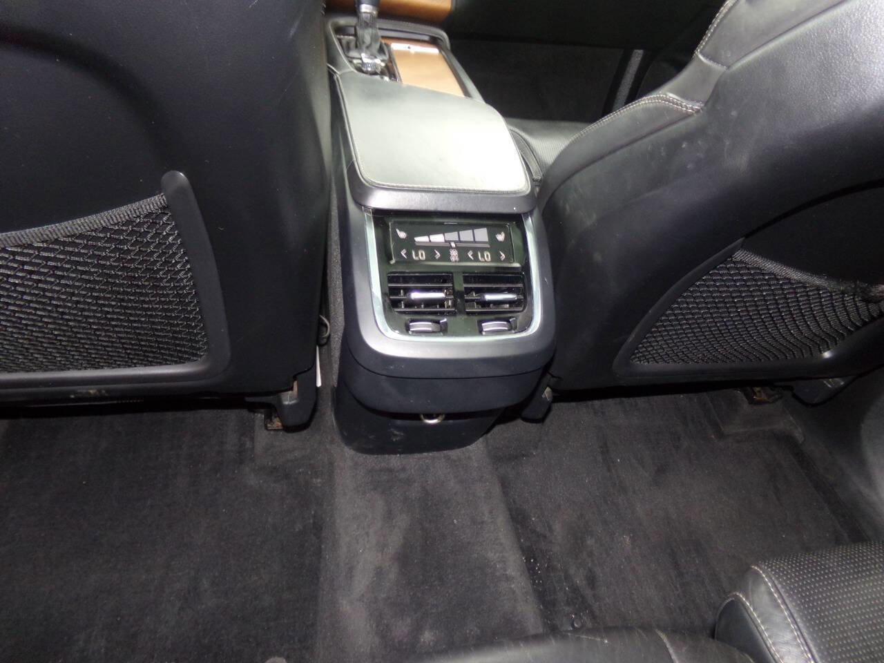 Used 2016 Volvo XC90 T6 Inscription image 17