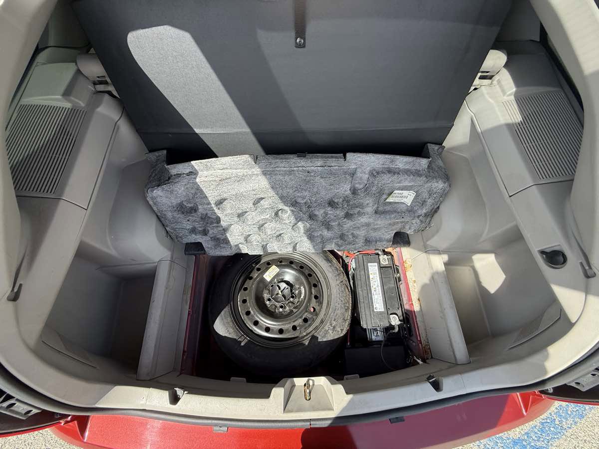 Used 2005 Dodge Magnum SE RWD image 29