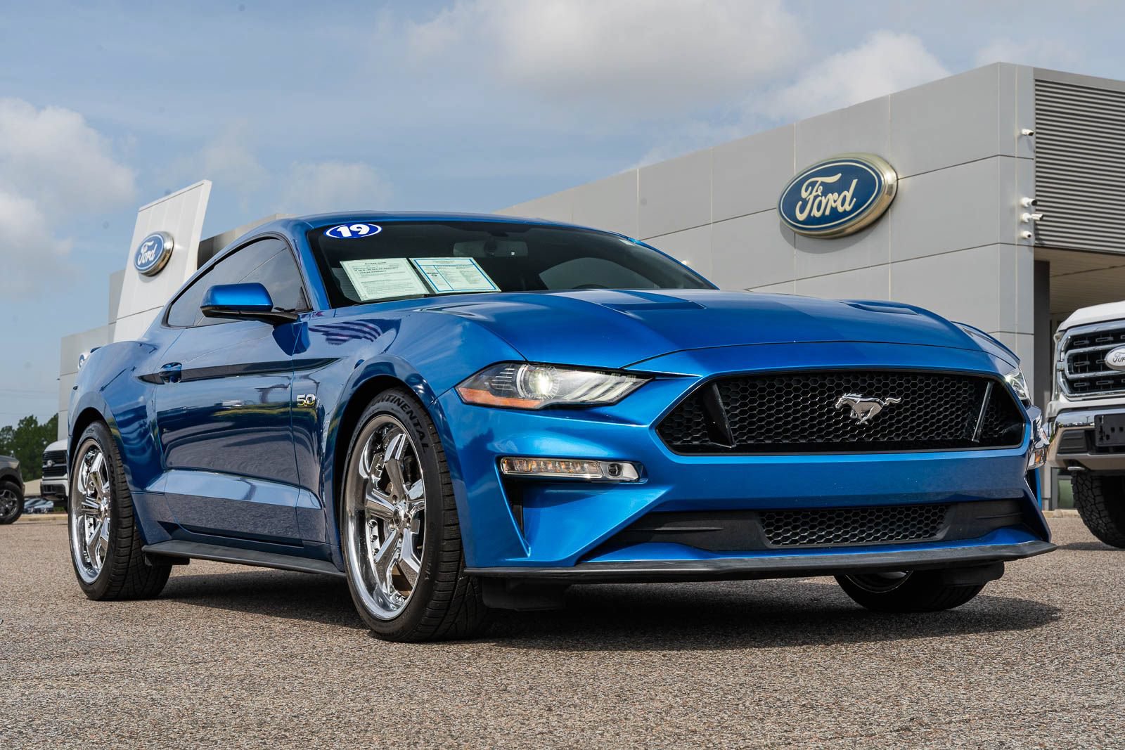 Certified 2019 Ford Mustang GT Premium w/ Equipment Group 401A RWD image 1