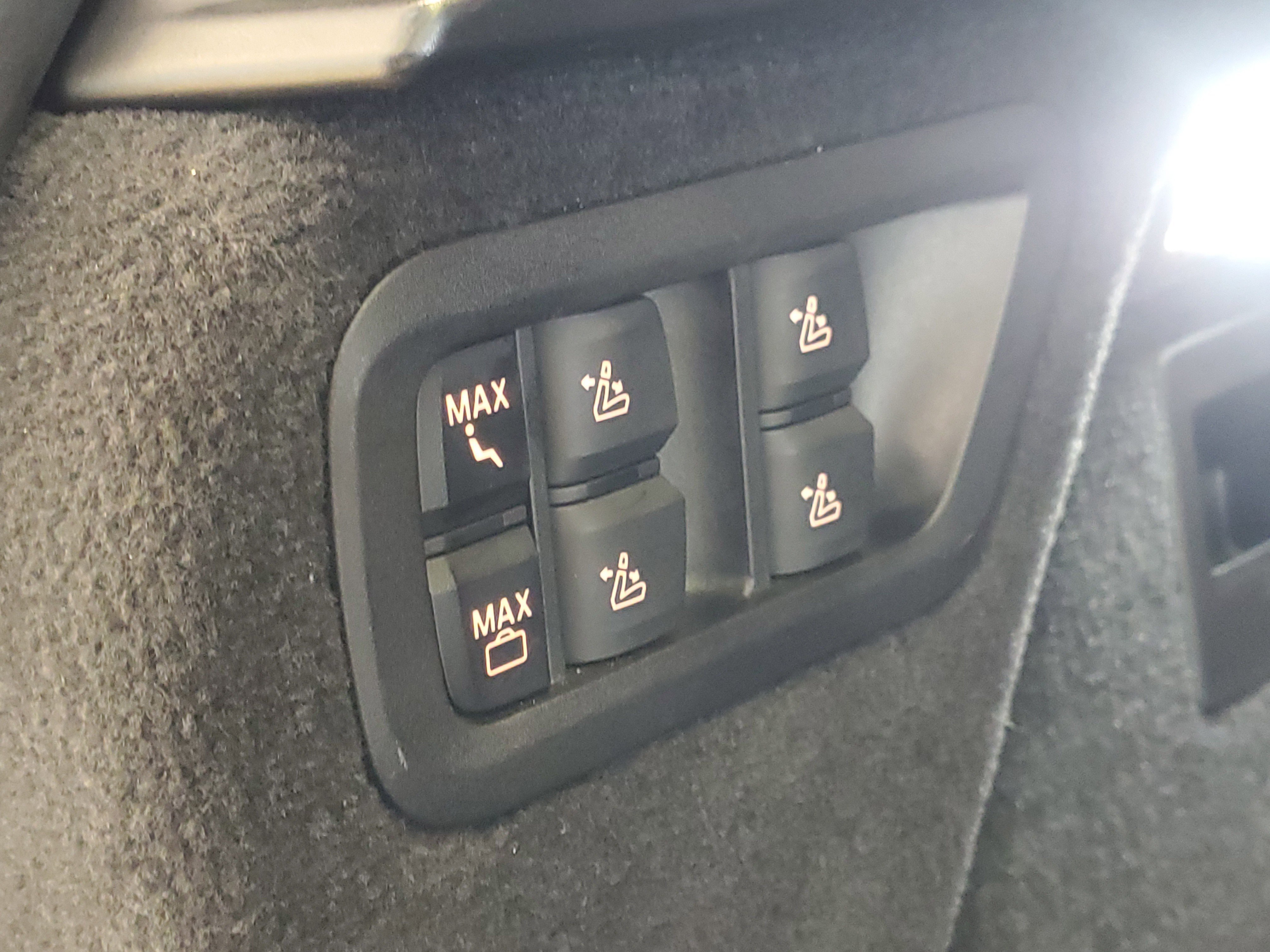 Used 2026 BMW X7 xDrive40i AWD/4WD image 13