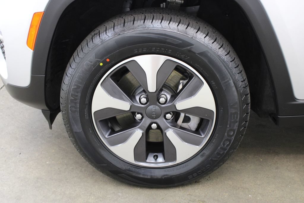 Used 2024 Jeep Grand Cherokee Limited 4xe AWD/4WD image 31