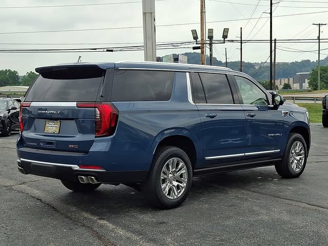 New 2026 GMC Yukon XL Denali w/ Sun & Power Step Package AWD/4WD image 2