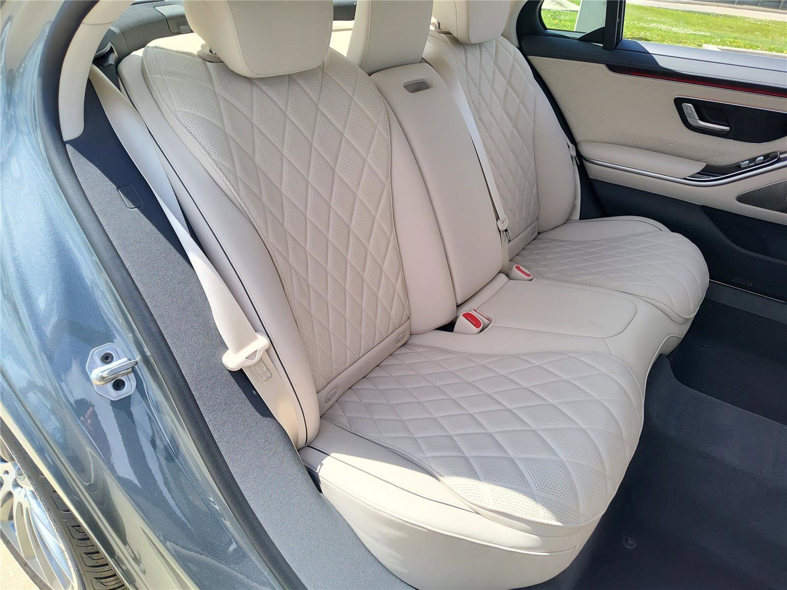 New 2025 Mercedes-Benz S 580 4MATIC Sedan image 23