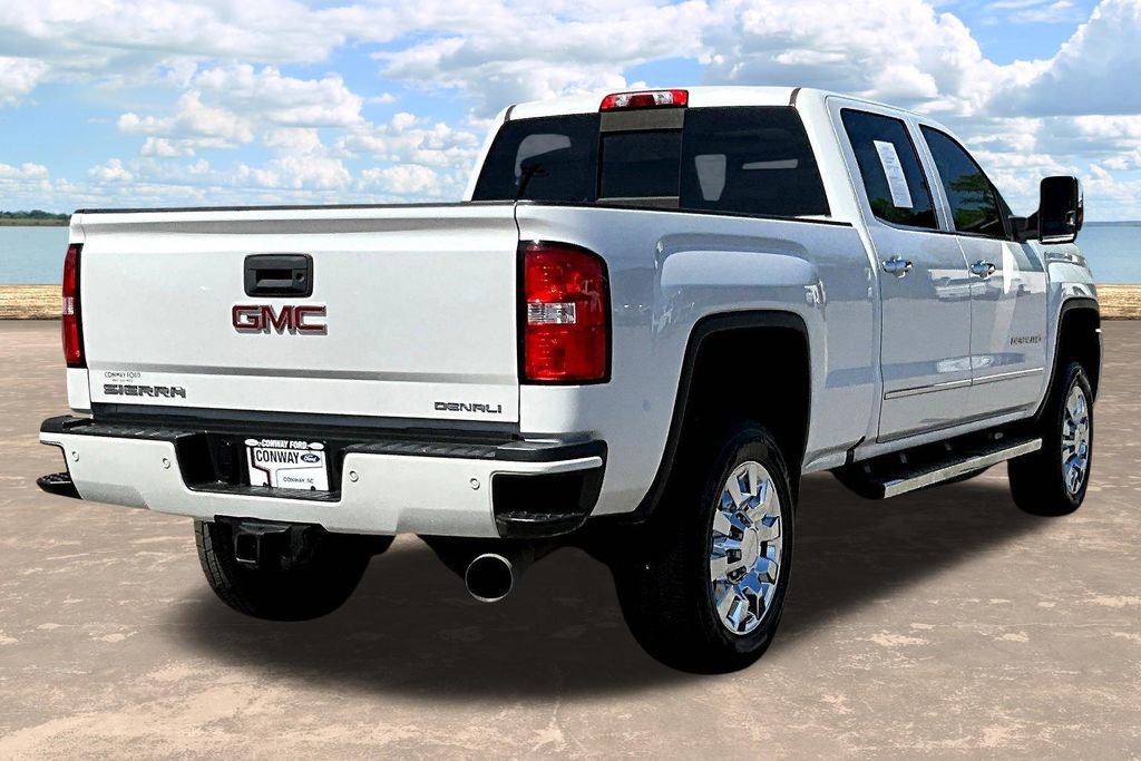 Used 2018 GMC Sierra 2500 Denali w/ Duramax Plus Package image 8