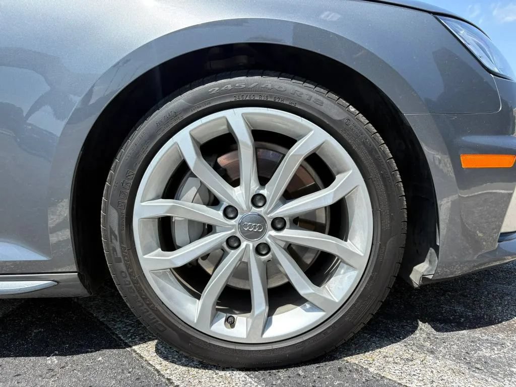 Used 2019 Audi A4 2.0T Premium Plus AWD/4WD image 29