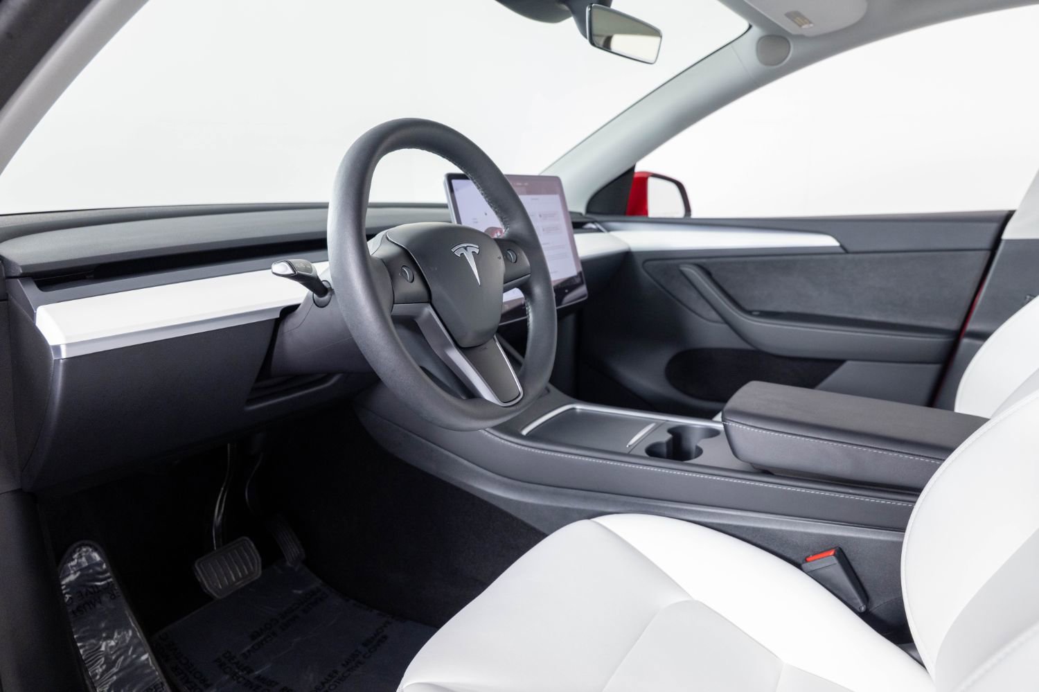 Used 2024 Tesla Model Y Long Range image 14