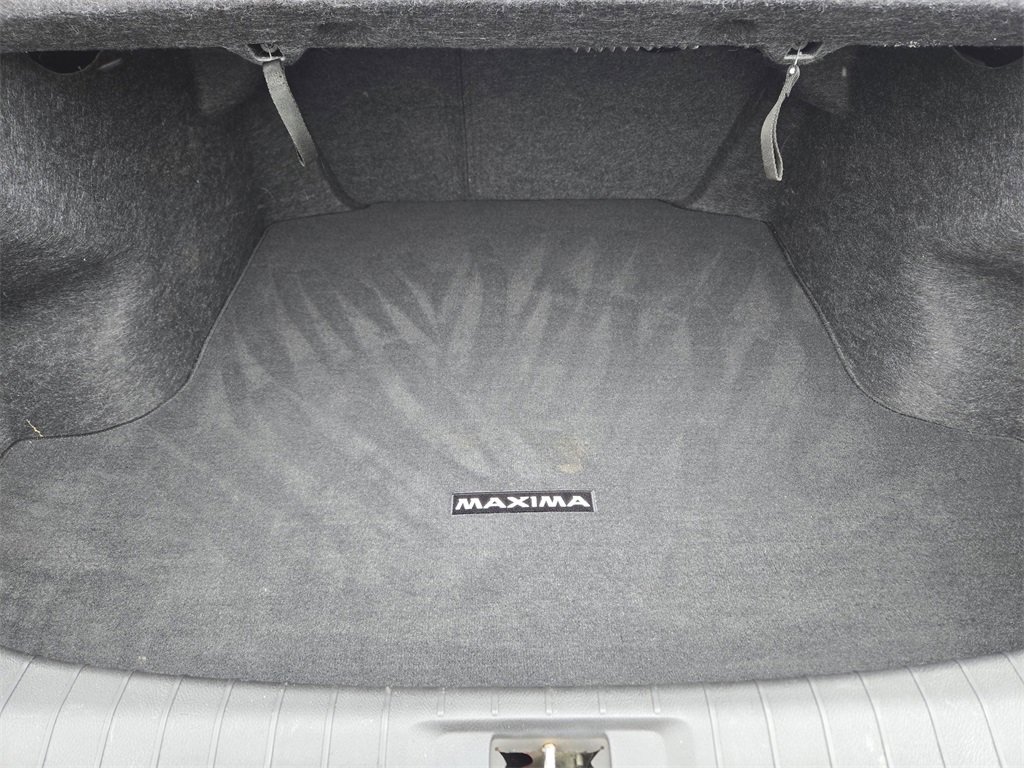 Used 2018 Nissan Maxima SR image 32