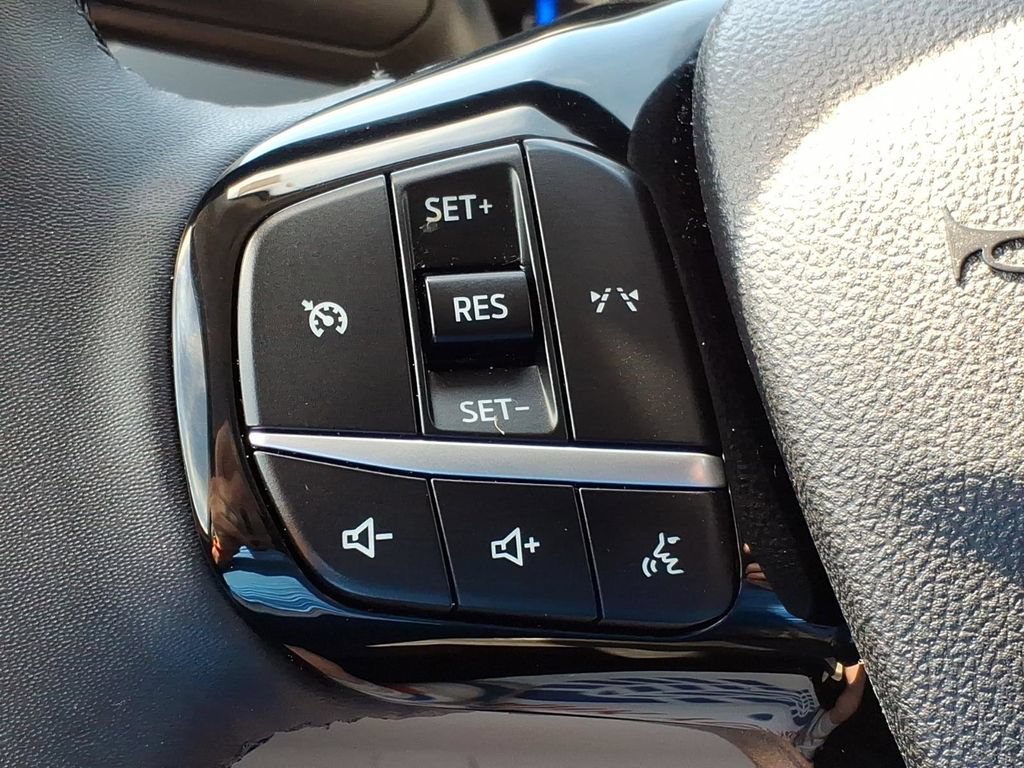Certified 2023 Ford Escape Active AWD/4WD image 22