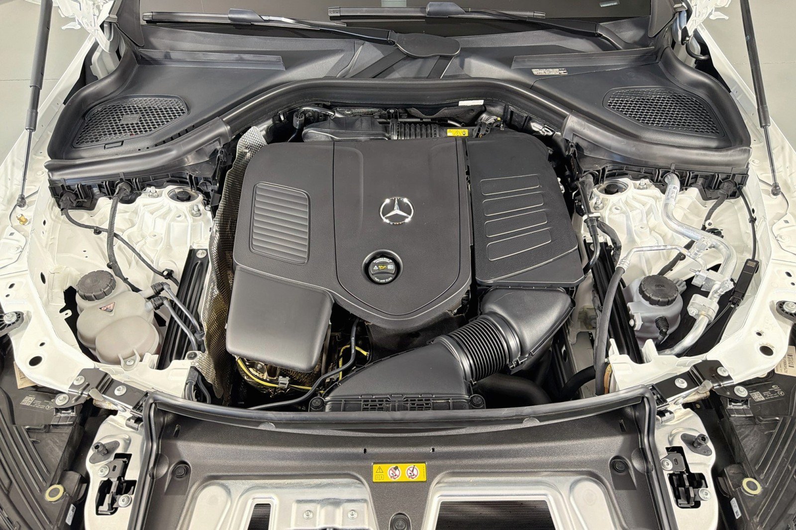 Certified 2026 Mercedes-Benz GLC 300 image 12