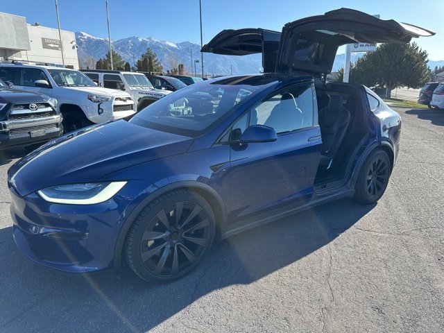 Used 2022 Tesla Model X Plaid image 13