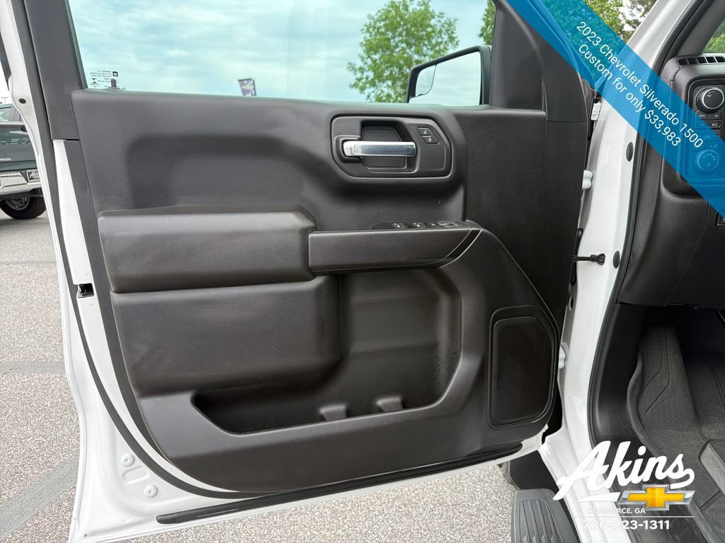 Certified 2023 Chevrolet Silverado 1500 Custom w/ LPO, Dark Essentials Package AWD/4WD image 17