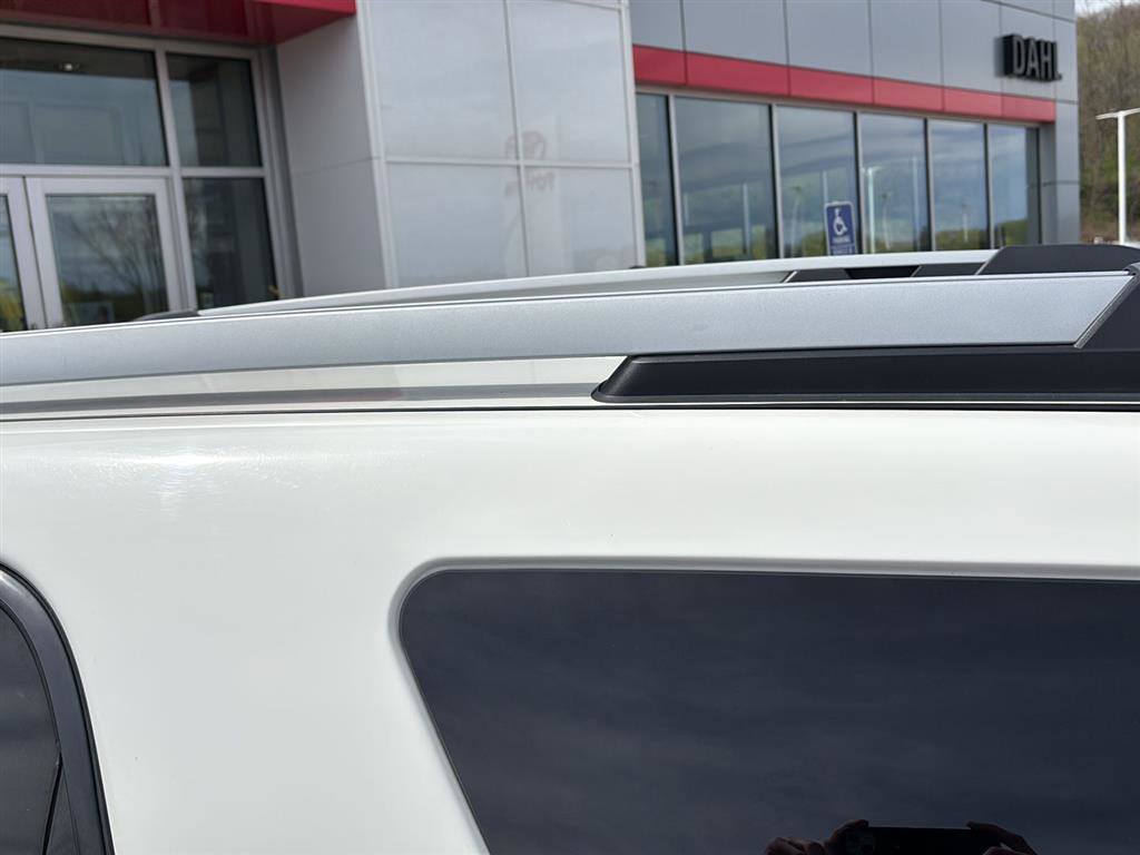 Used 2015 GMC Acadia SLE AWD/4WD image 19