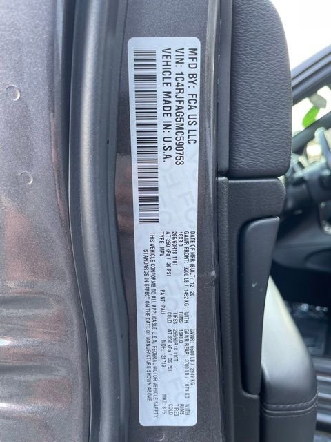 Used 2021 Jeep Grand Cherokee Laredo image 28