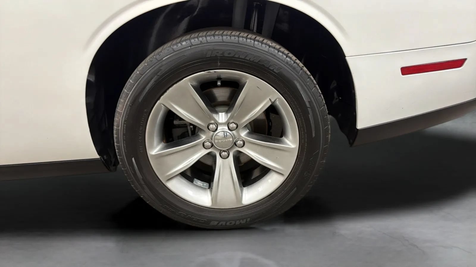 Used 2020 Dodge Challenger SXT RWD image 28