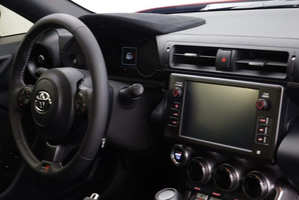 Used 2025 Toyota GR86 Premium w/ Performance Package RWD image 21