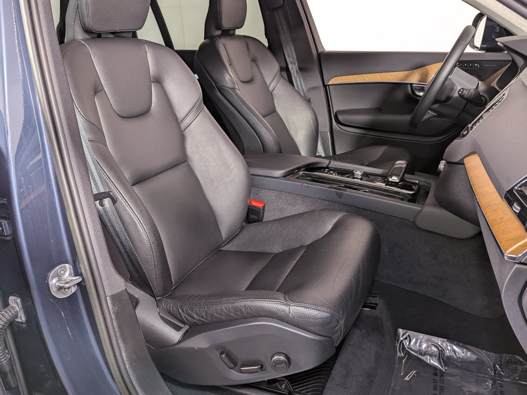 Used 2023 Volvo XC90 B6 Plus w/ Protection Package Premier AWD/4WD image 25