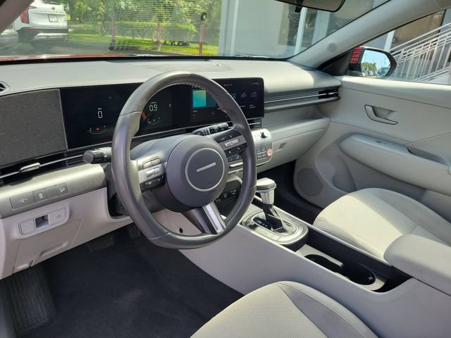 Used 2024 Hyundai Kona SEL AWD/4WD image 17