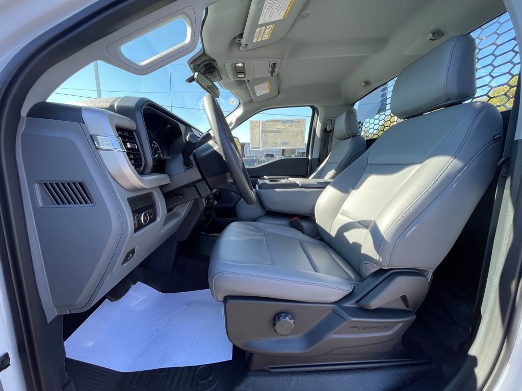 New 2025 Ford F350 XL w/ XL Chrome Package image 15