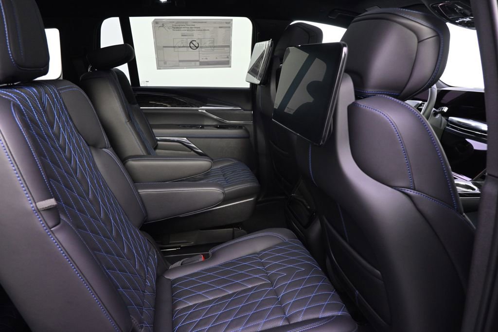 New 2025 Cadillac Escalade IQ Sport 1 AWD/4WD image 18