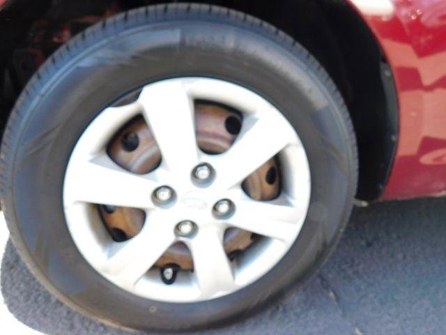 Used 2011 Hyundai Accent GLS FWD image 9