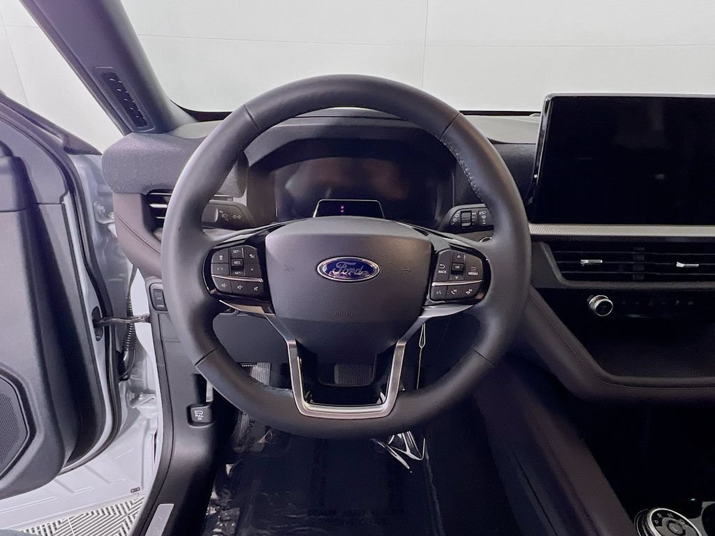 New 2026 Ford Explorer Platinum AWD/4WD image 8