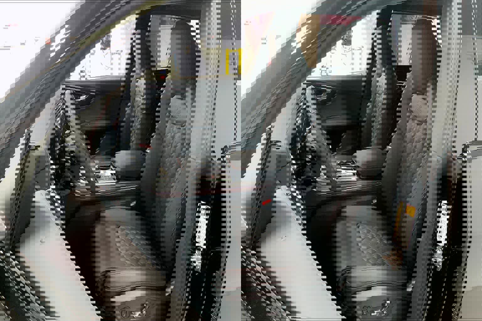 New 2026 Audi SQ8 Prestige image 10